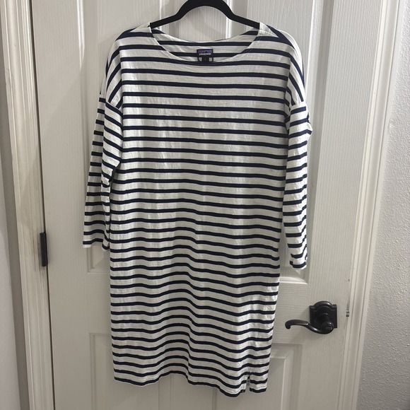 Patagonia Dresses & Skirts - Patagonia Seatoller Dress Blue White Nautical Stripes 3/4 sleeve Size L